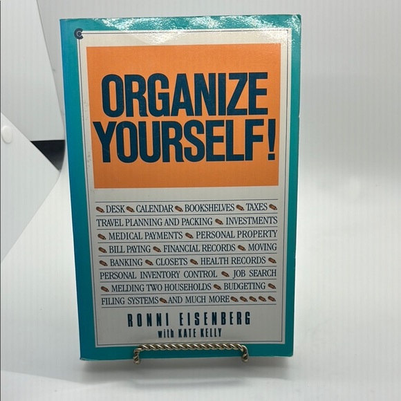 🦄 Organize Yourself Book by Ronni Eisenberg - Picture 1 of 10